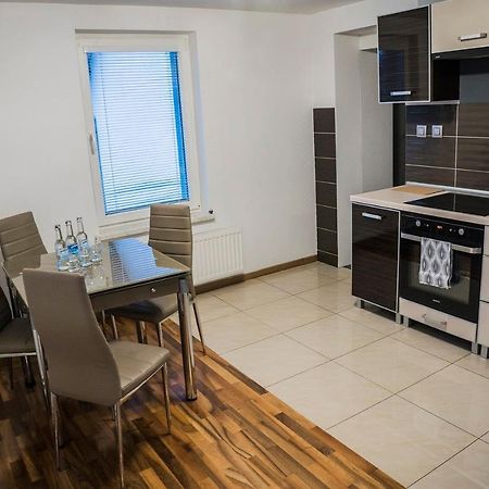 Apartamenty Korona ครอสโน ภายนอก รูปภาพ