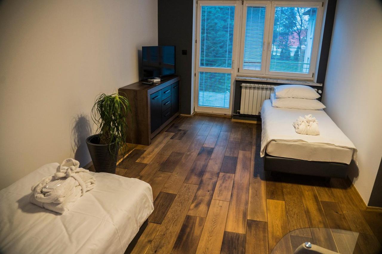 Apartamenty Korona ครอสโน ภายนอก รูปภาพ