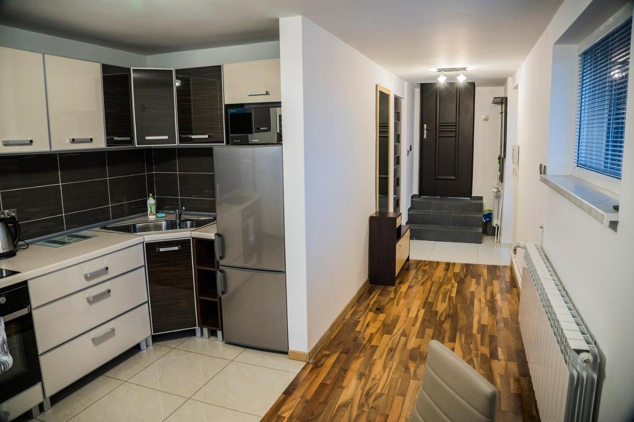 Apartamenty Korona ครอสโน ภายนอก รูปภาพ