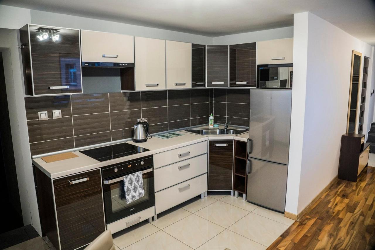Apartamenty Korona ครอสโน ภายนอก รูปภาพ
