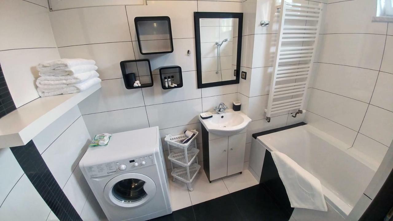 Apartamenty Korona ครอสโน ภายนอก รูปภาพ