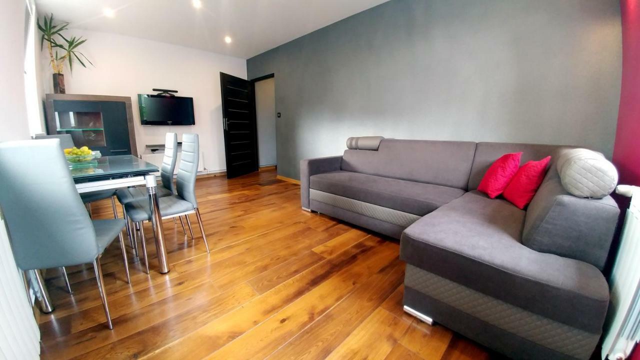 Apartamenty Korona ครอสโน ภายนอก รูปภาพ