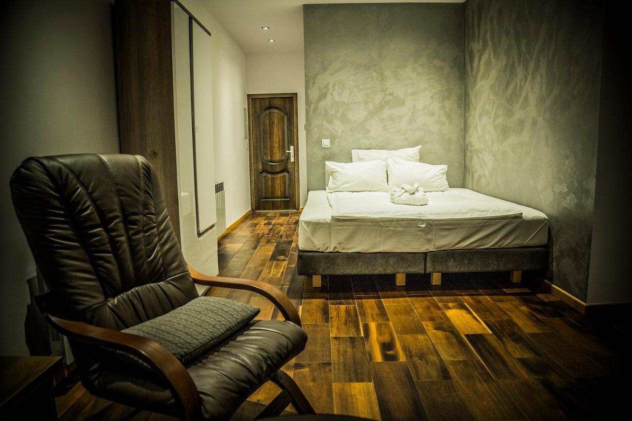 Apartamenty Korona ครอสโน ภายนอก รูปภาพ