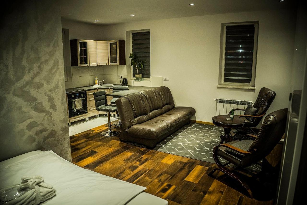 Apartamenty Korona ครอสโน ภายนอก รูปภาพ